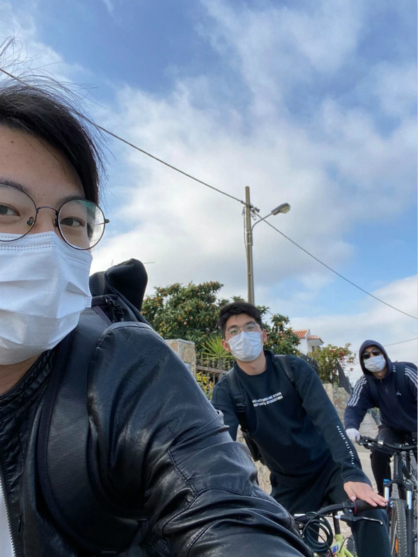 圖說：🧑🏻‍🦰：兩人在葡萄牙 采訪對象供圖.jpg